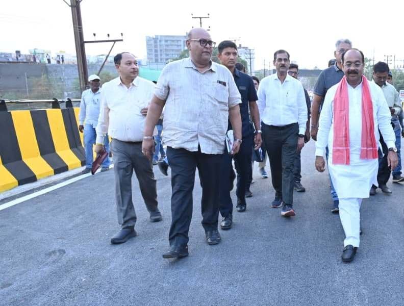 कचना ओवर-ब्रिज जल्द होगा शुरू, उप मुख्यमंत्री श्री अरुण साव ने अंतिम चरण के कार्यों का किया निरीक्षण.
