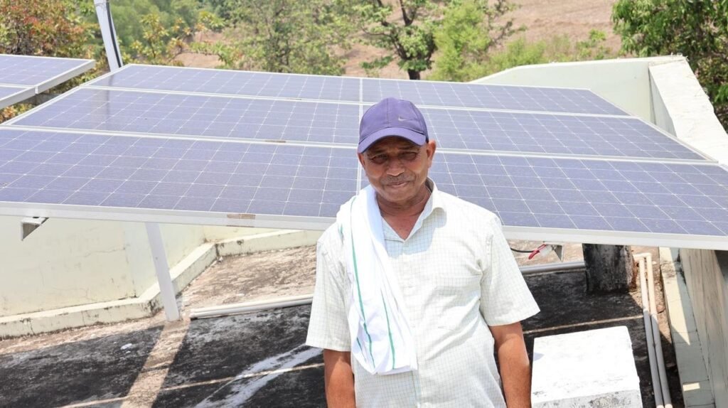 सूरज की रोशनी से बदली जिंदगी…प्रधानमंत्री सूर्य घर मुफ्त योजना बनी श्री सोनसाय बाकड़े के लिए राहत और बचत का माध्यम.
