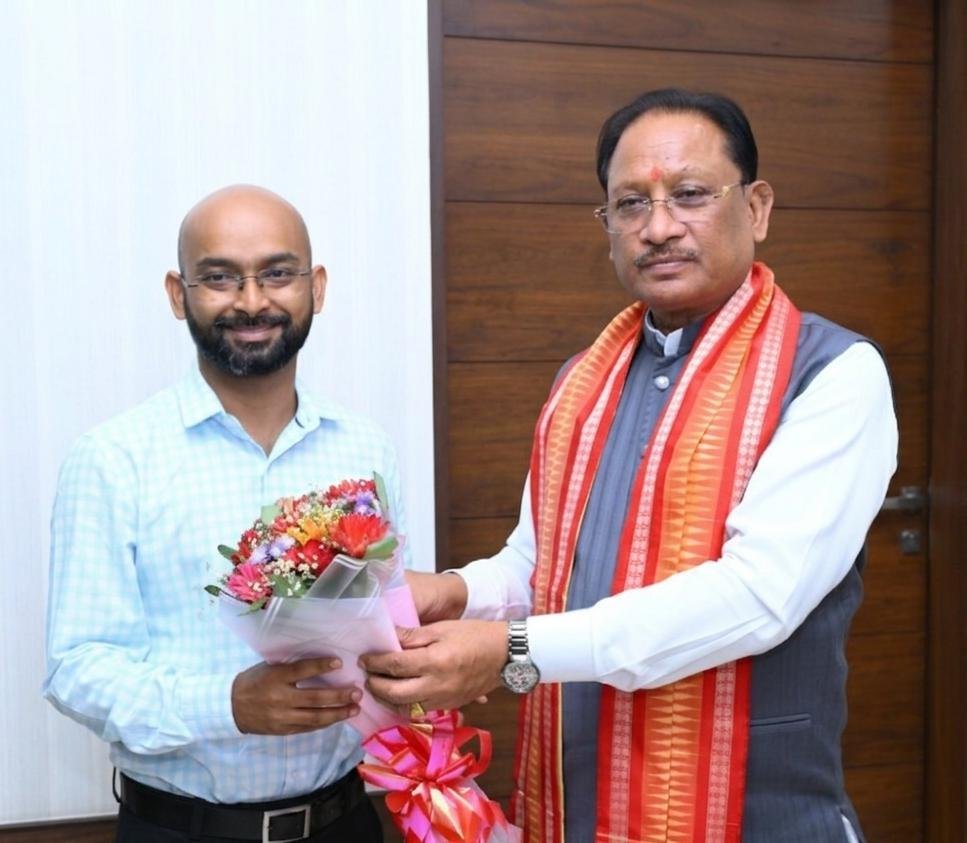 सरकारी छात्रवृत्ति योजनाओं ने अजय के सपनों को दी उड़ान, युवाओं के लिए बने प्रेरणा स्रोत…मुख्यमंत्री श्री साय ने दी बधाई और शुभकामनायें.