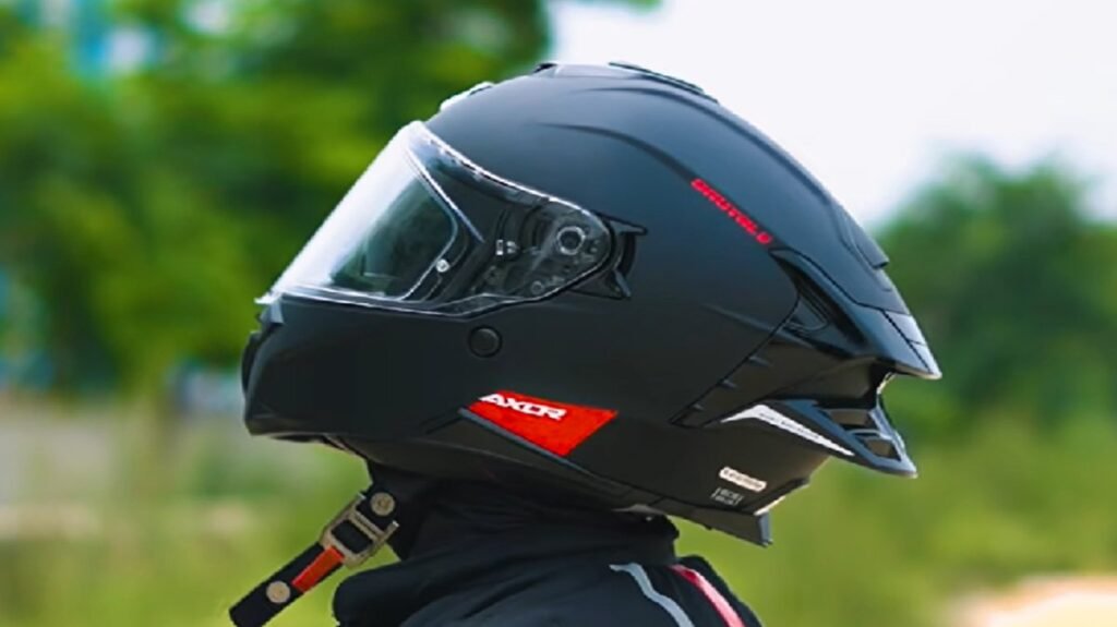 Axor Brutale Helmet: भारत में लॉन्च हुआ एक्सीलेंट सेफ्टी फीचर्स वाला प्रीमियम हेलमेट, जानें कीमत और खूबियां Axor Brutale Helmet