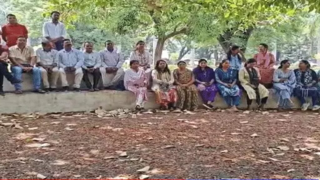 CG NEWS : तहसीलदारों का बड़ा विरोध, कामकाज ठप, गिरफ्तारी की मांग तेज