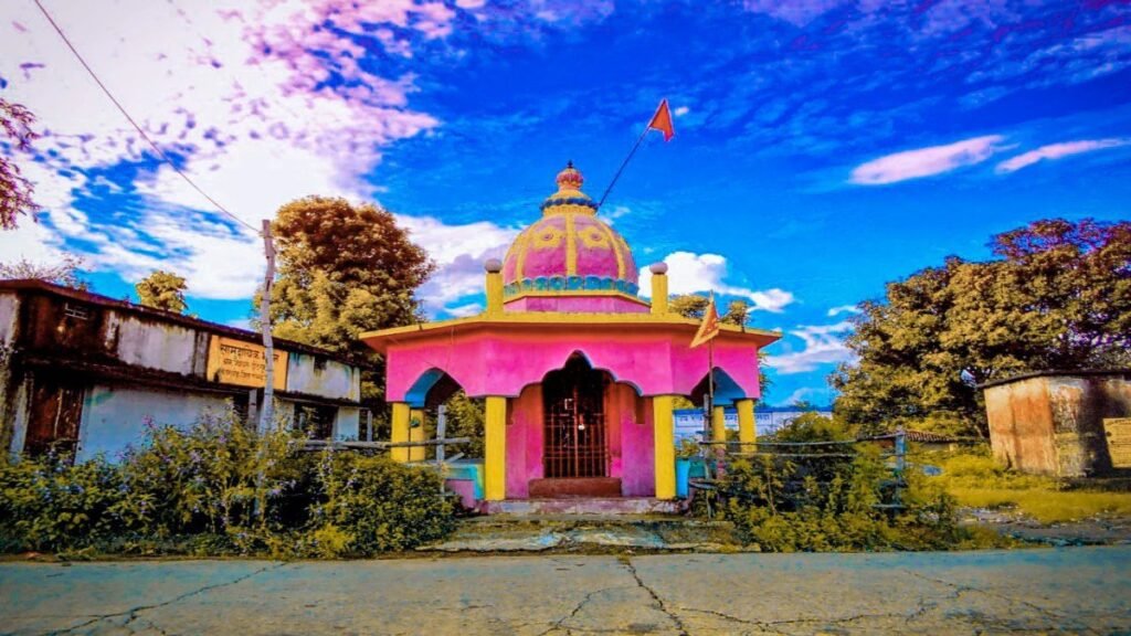 CG NEWS : बेटे की मौत से टूटा पिता’ मंदिर में काटकर अर्पित की अपनी जीभ, इलाके में सनसनी