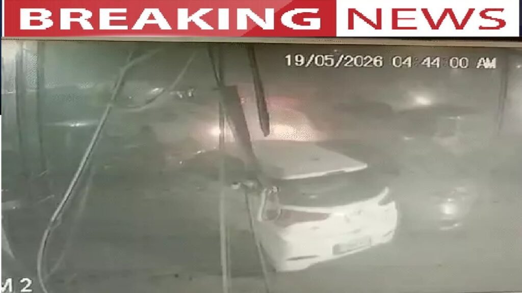 Chhattisgarh Road : बेकाबू स्कॉर्पियो ने 9 गाड़ियों को रौंदा, तबाही का LIVE वीडियो आने के बाद मचा हड़कंप