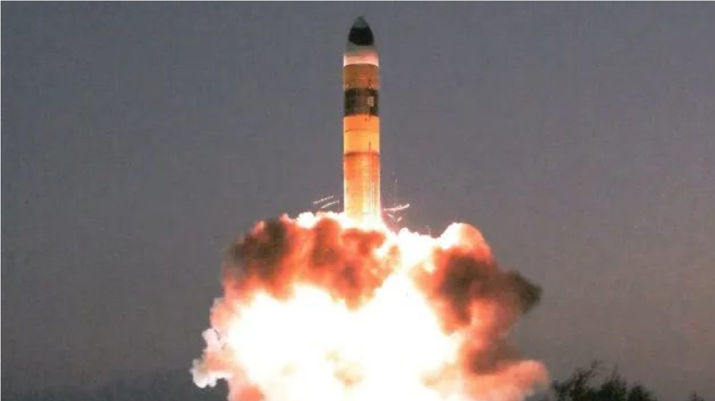 Agni-5 Missile Test 2026 : MIRV तकनीक से लैस अग्नि-5 , एक ही मिसाइल अब एक साथ कई लक्ष्यों को करेगी नेस्तनाबूद Agni-5 Missile Test 2026